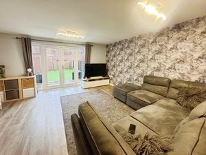 Lounge- click for photo gallery